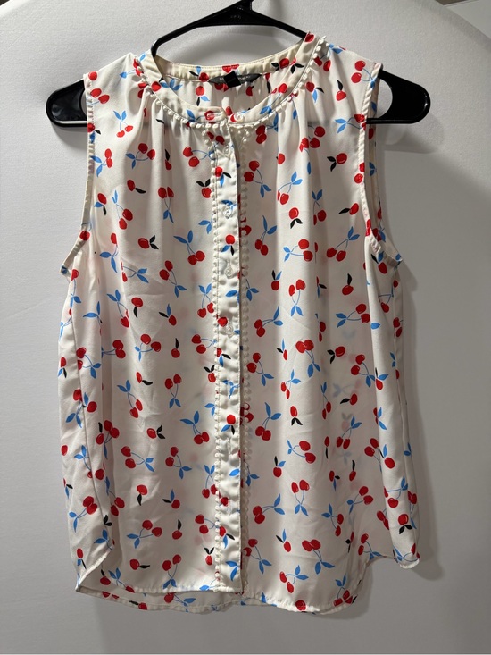 Banana Republic Tops - Banana Republic Sleeveless Cherry Print Blouse - Cream/Red